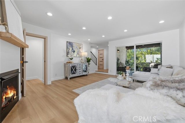 9502 Via Salerno, Burbank, CA 91504