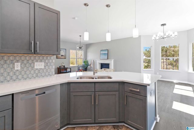 210 VIRGINIA WAY, Odenville, AL 35120