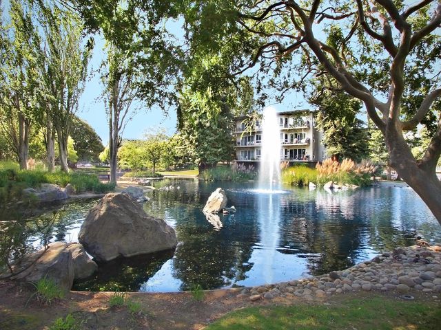 932 Peninsula Avenue 406, San Mateo, CA 94401
