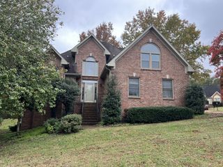 501 S Lakeridge Pl, Nashville, TN 37214