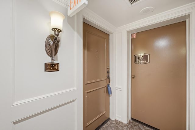 3525 Sage Road 404, Houston, TX 77056