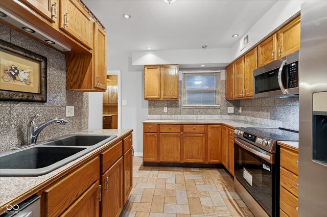 8618 Skyway Drive, Indianapolis, IN 46219