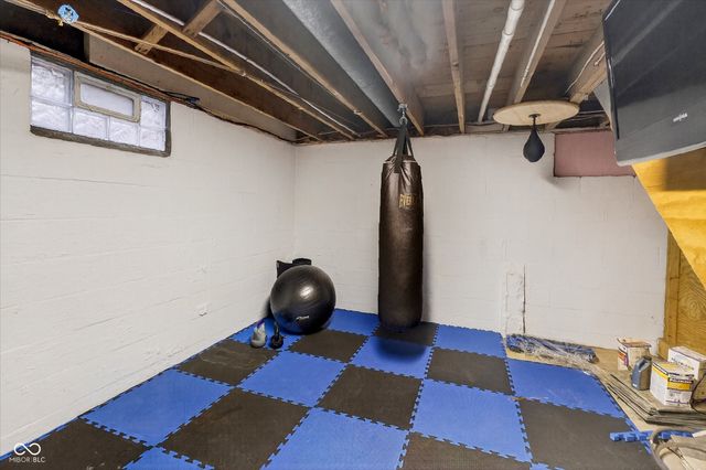 8618 Skyway Drive, Indianapolis, IN 46219