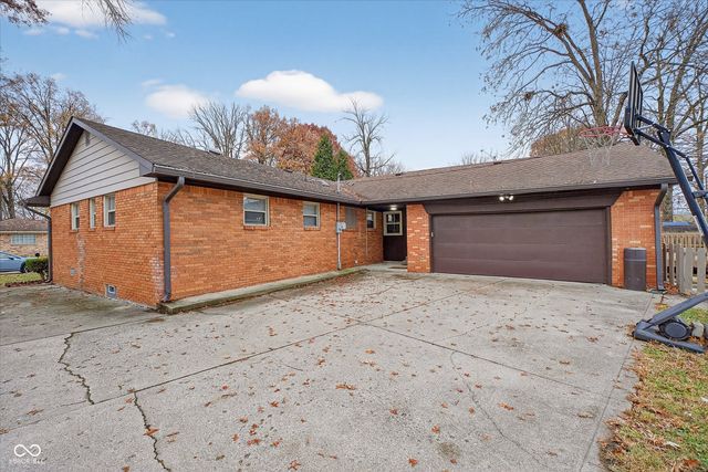 8618 Skyway Drive, Indianapolis, IN 46219