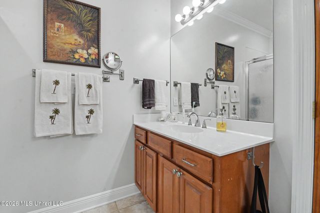 5562 E Diamondhead Drive, Diamondhead, MS 39525