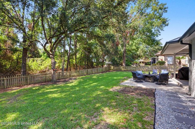 5562 E Diamondhead Drive, Diamondhead, MS 39525