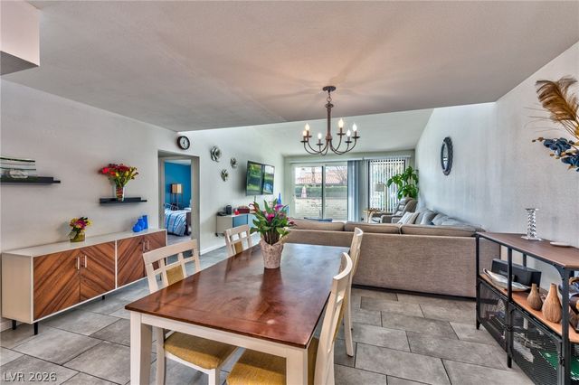 2461 El Paseo Circle, Las Vegas, NV 89121