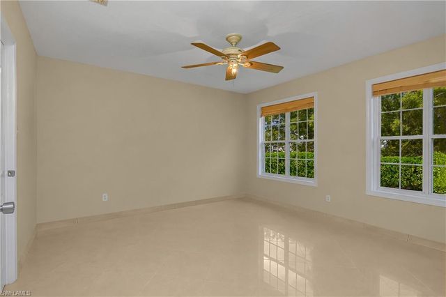 538 Leawood CIR, Naples, FL 34104