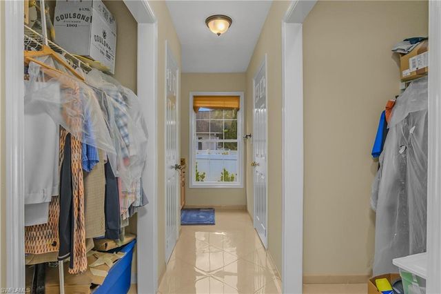 538 Leawood CIR, Naples, FL 34104