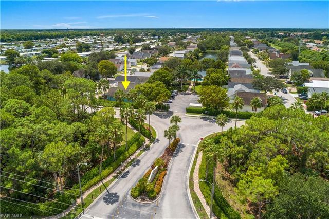 538 Leawood CIR, Naples, FL 34104