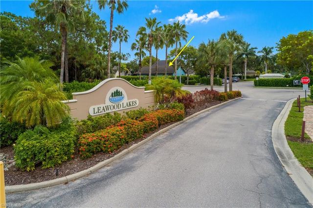 538 Leawood CIR, Naples, FL 34104