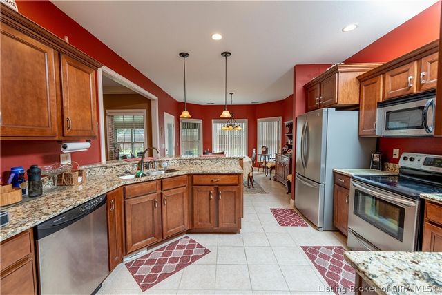 3920 Sarah Lane, New Albany, IN 47150