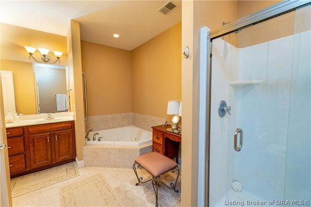 3920 Sarah Lane, New Albany, IN 47150