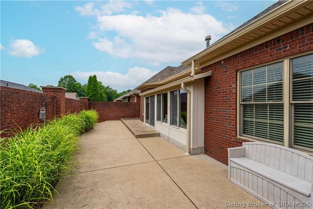 3920 Sarah Lane, New Albany, IN 47150