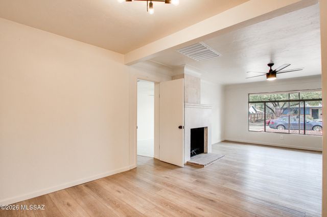 201 N Ave Carolina, Tucson, AZ 85711