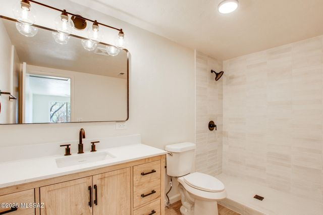 201 N Ave Carolina, Tucson, AZ 85711