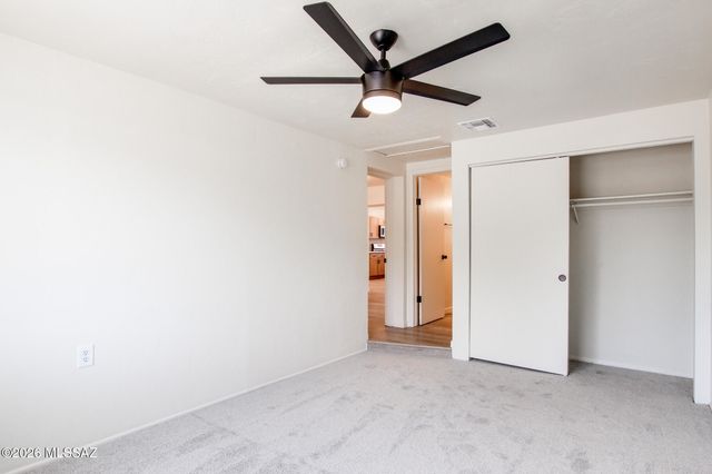 201 N Ave Carolina, Tucson, AZ 85711