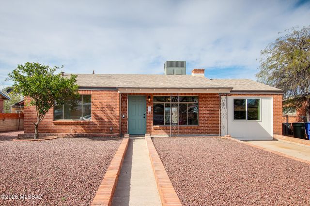 201 N Ave Carolina, Tucson, AZ 85711