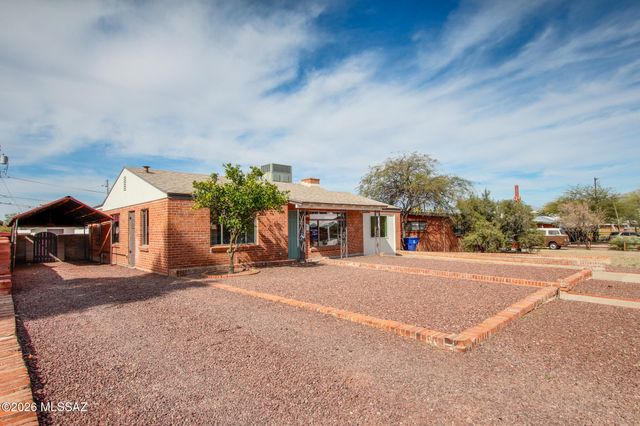 201 N Ave Carolina, Tucson, AZ 85711