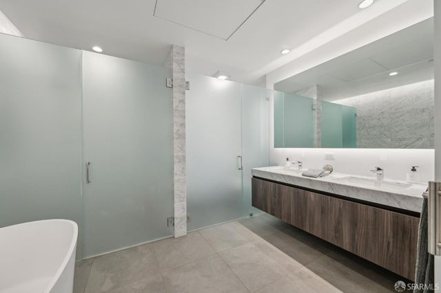 1 Bristol Court 106, San Francisco, CA 94130