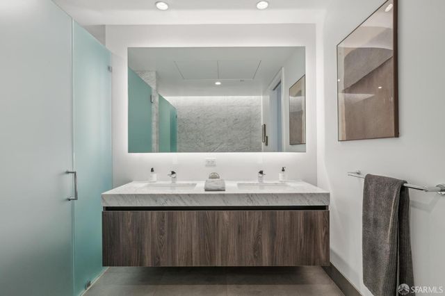 1 Bristol Court 106, San Francisco, CA 94130