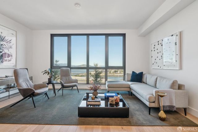 1 Bristol Court 106, San Francisco, CA 94130