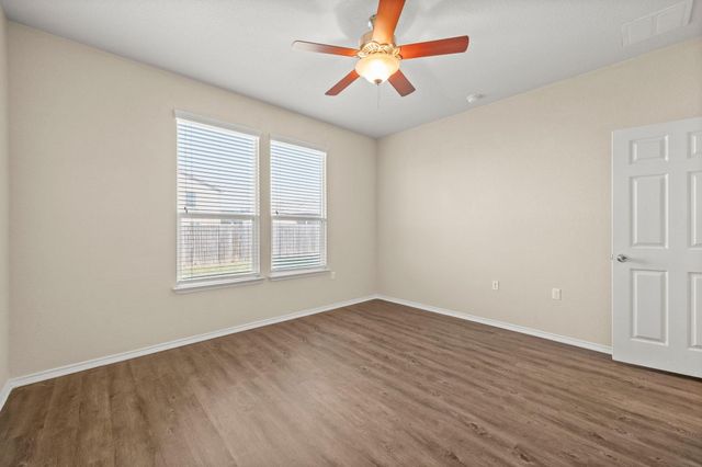 5704 Levenwood LN, Austin, TX 78724