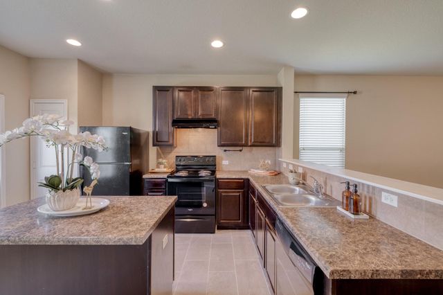 5704 Levenwood LN, Austin, TX 78724