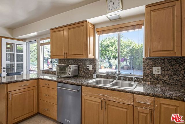 2546 Cordelia Road, Los Angeles, CA 90049