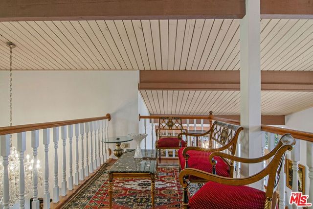 2546 Cordelia Road, Los Angeles, CA 90049