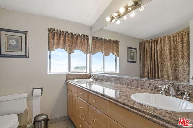 2546 Cordelia Road, Los Angeles, CA 90049