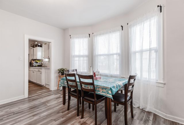 710 Jefferson Avenue, Evansville, IN 47713