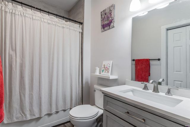 710 Jefferson Avenue, Evansville, IN 47713