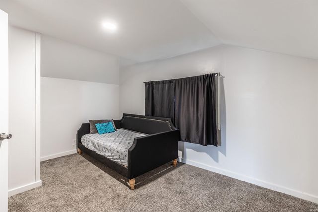 710 Jefferson Avenue, Evansville, IN 47713