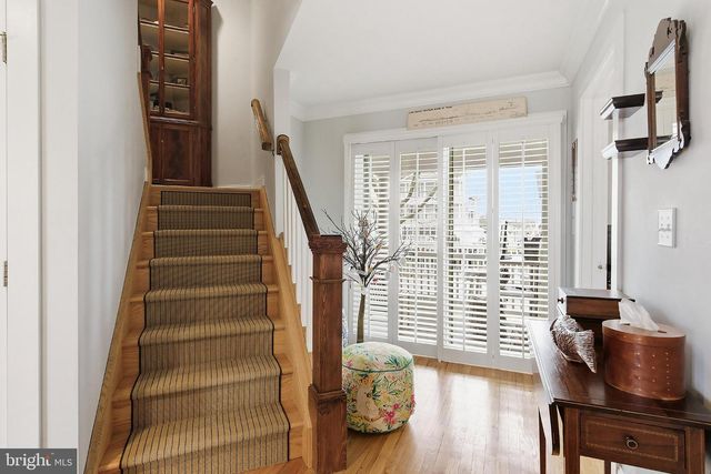 33 SANDS POINT RD, Waretown, NJ 08758