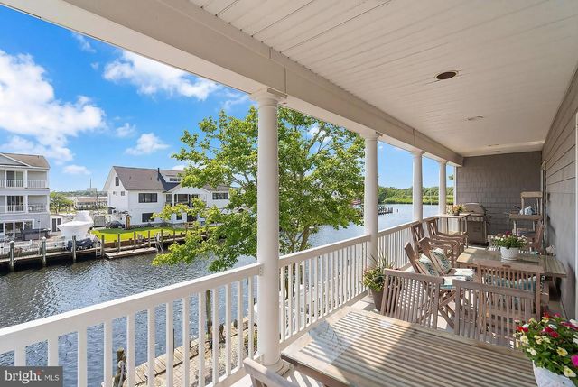 33 SANDS POINT RD, Waretown, NJ 08758