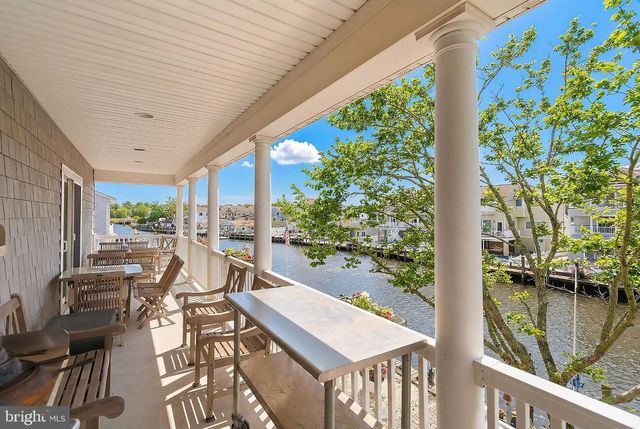 33 SANDS POINT RD, Waretown, NJ 08758