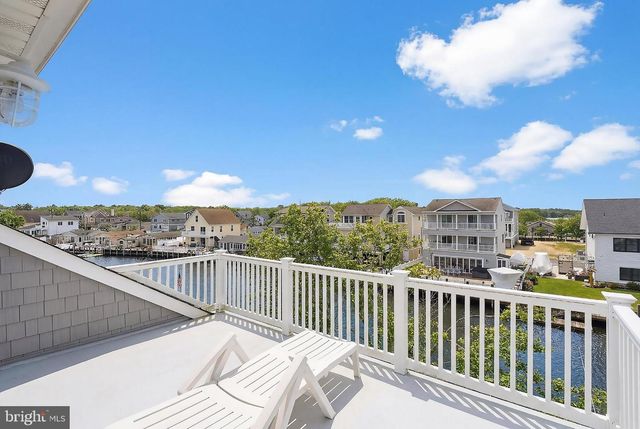 33 SANDS POINT RD, Waretown, NJ 08758