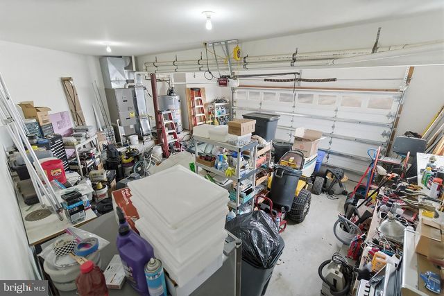 33 SANDS POINT RD, Waretown, NJ 08758