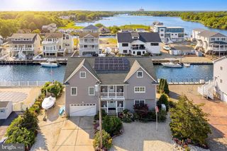 33 SANDS POINT RD, Waretown, NJ 08758