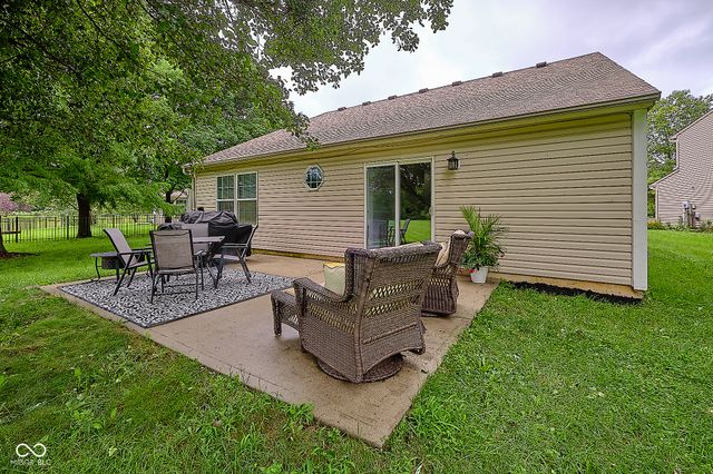1563 Dale Court, Greenfield, IN 46140