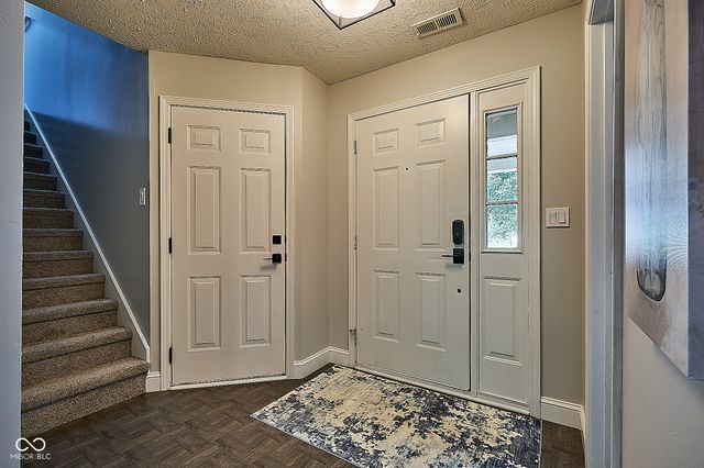 1563 Dale Court, Greenfield, IN 46140