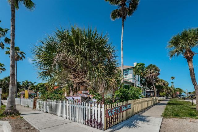 504 70TH AVENUE, St Pete Beach, FL 33706