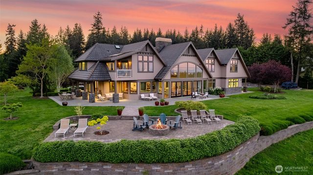 7265 Linda Lane, Clinton, WA 98236