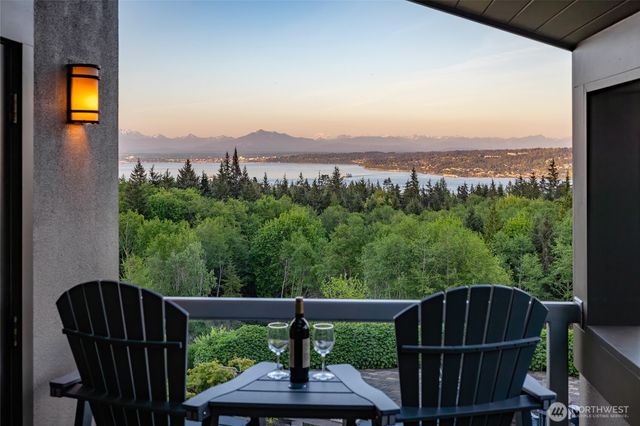 7265 Linda Lane, Clinton, WA 98236