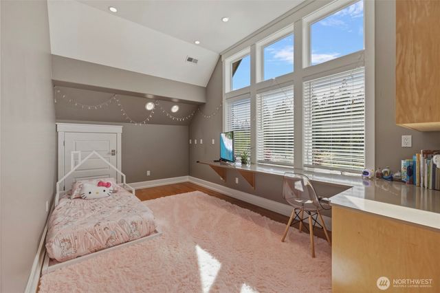 7265 Linda Lane, Clinton, WA 98236