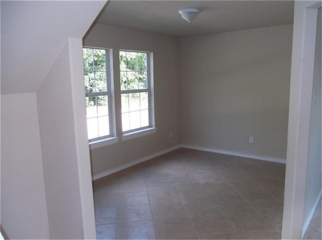 2627 Desoto Square, Houston, TX 77091