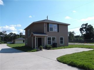 2627 Desoto Square, Houston, TX 77091