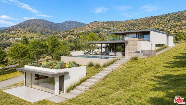 30053 Harvester Road, Malibu, CA 90265