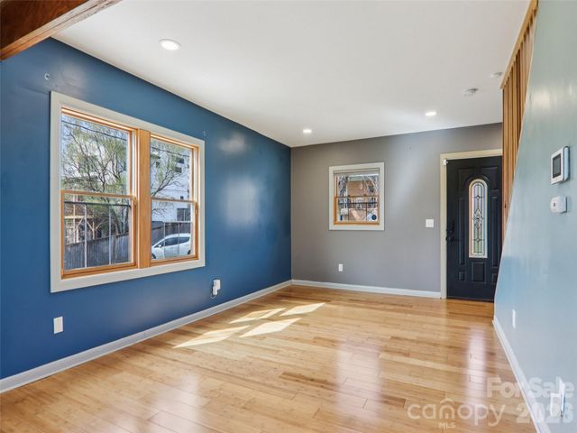 15 Merion Drive, Asheville, NC 28806